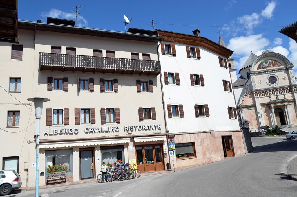 Albergo Cavallino Pieve di Cadore Luaran gambar